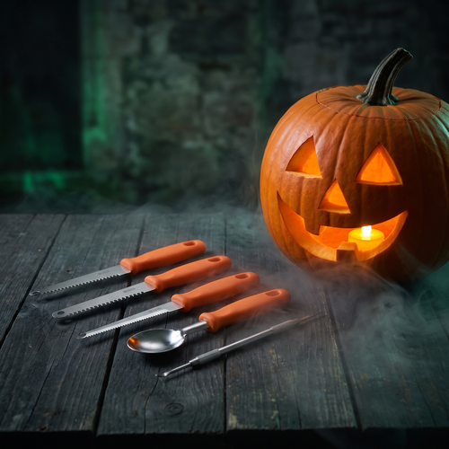 FREE Pumpkin Carving Kit (Gift)